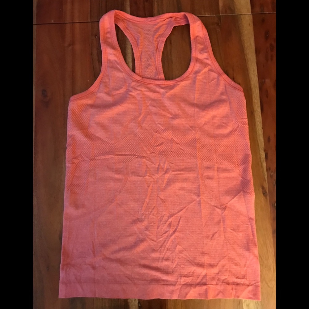 Lululemon peach tank